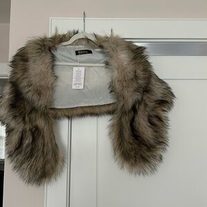 Faux fur wrap - One Size Fits All NWT
